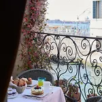 Vivaldi Szálloda 4*