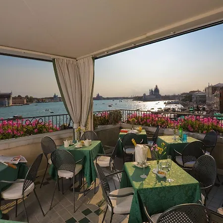 Vivaldi 4*