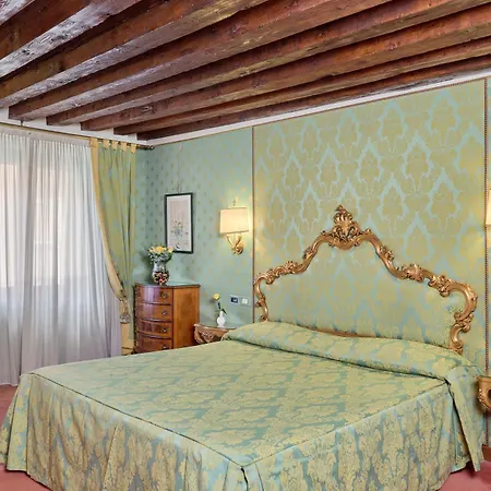 Vivaldi 4*