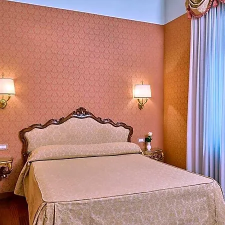 Hotel Vivaldi 4*