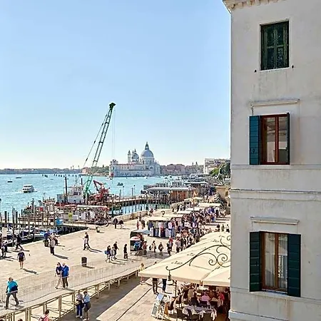 Vivaldi Hotel 4*