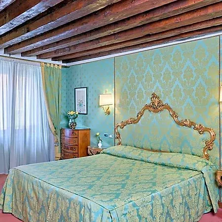 Hotel Vivaldi 4*