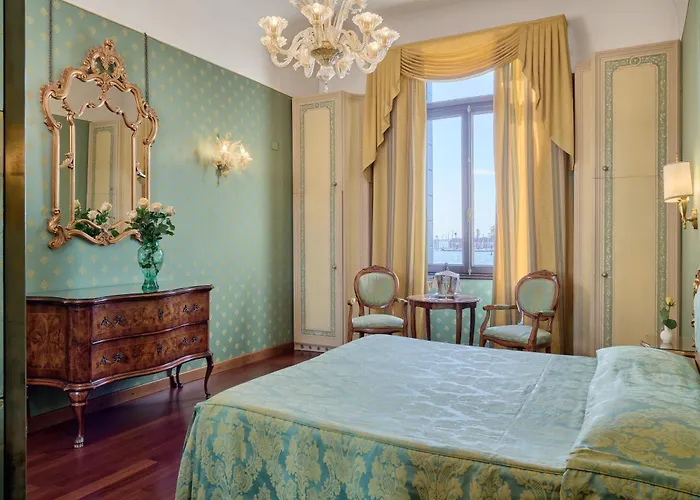 Vivaldi Otel Venedik