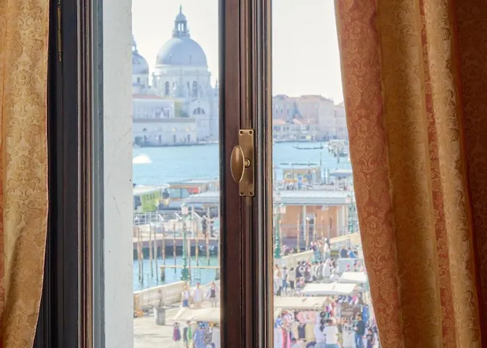 Vivaldi Otel Venedik